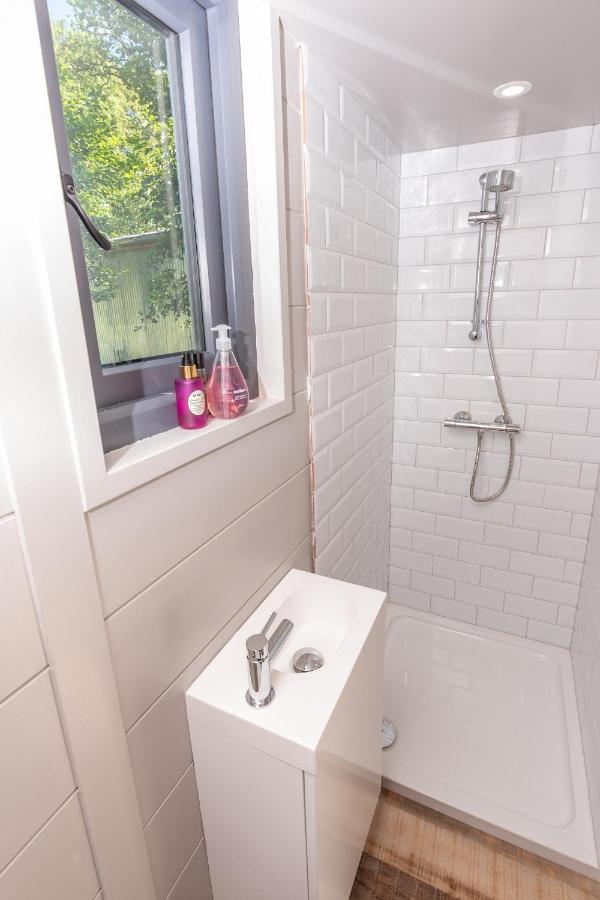 Sunset Cabins - Studio Pod-Sleeps 3-Tjsssc บาร์นสเตเปิล ภายนอก รูปภาพ